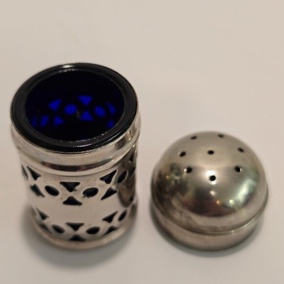 APEX - Vintage EPNS Cobalt Glass Insert Salt Shaker, Single - Picture 5 of 6